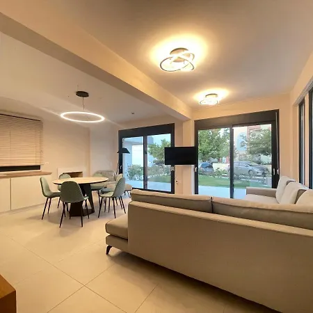 Villa Gaia By The Sea Polychrono Exterior photo
